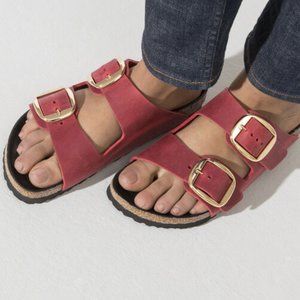 NWOT BIRKENSTOCK Arizona Big Buckle